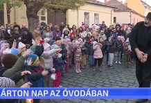 Lámpások, felvonulás és énekszó