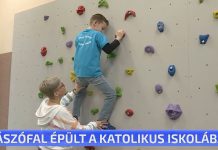 Mászófal épült a Katolikus Iskolában