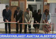 Kormányablakot avattak Albertirsán