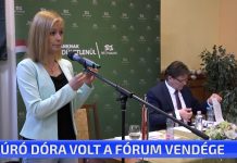 Dúró Dóra volt a fórum vendége